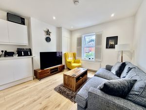 Photo 8- click for photo gallery